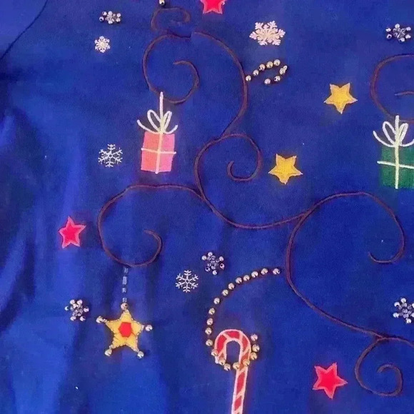 Christmas Winter Holiday Long Sleeve Tee embroidered sequins beading size Small - Picture 5 of 9
